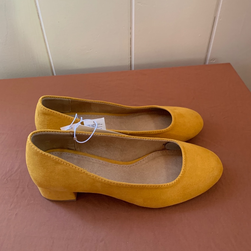 Mid-Heel Pumps